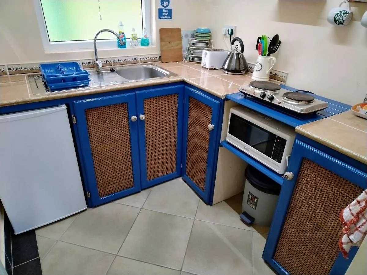 Trois Piton Apartments Pont Casse 0*,  Dominica