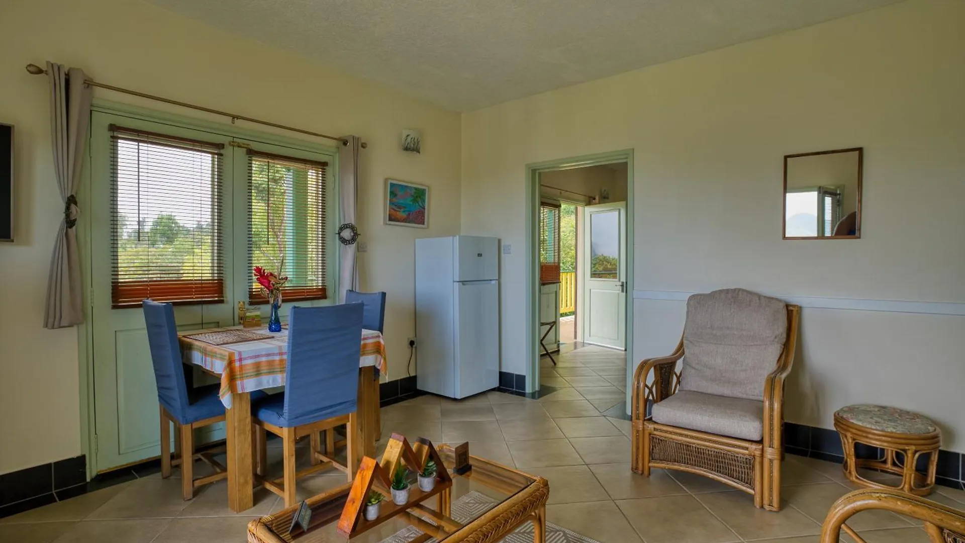 Trois Piton Apartments Pont Casse