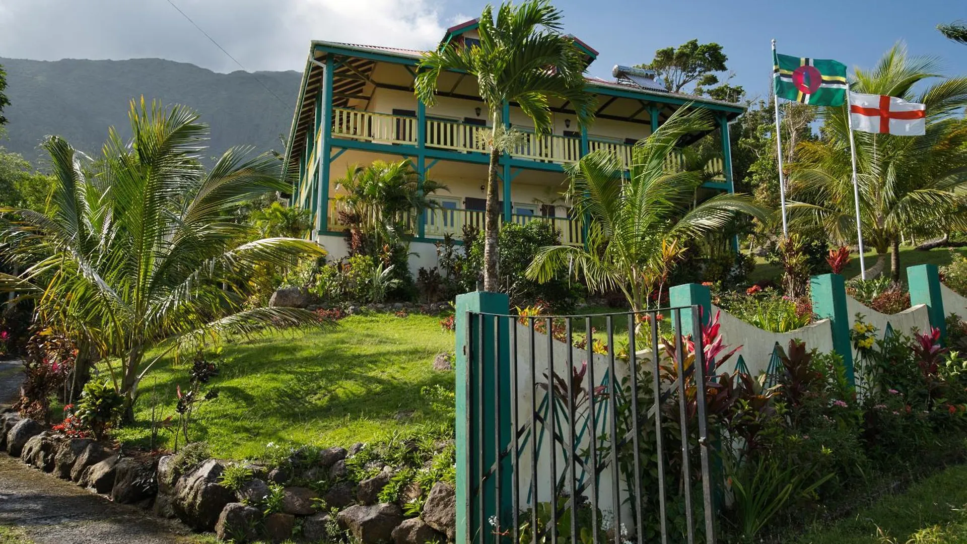Trois Piton Apartments Pont Casse 0*,  Dominica