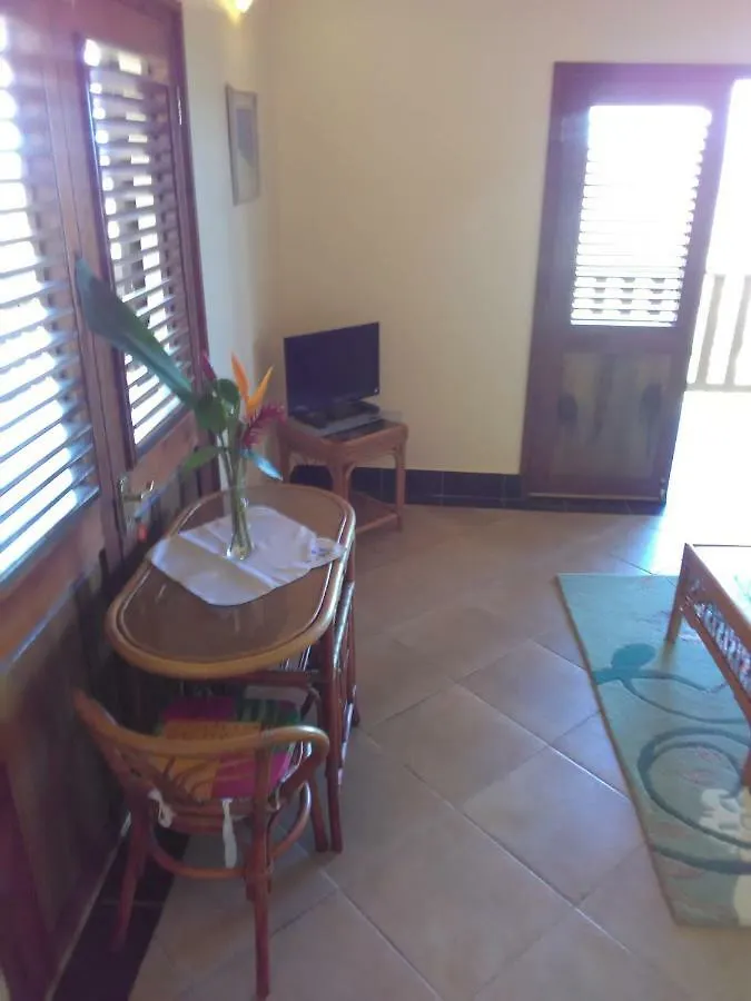 Trois Piton Apartments Pont Casse 0*,